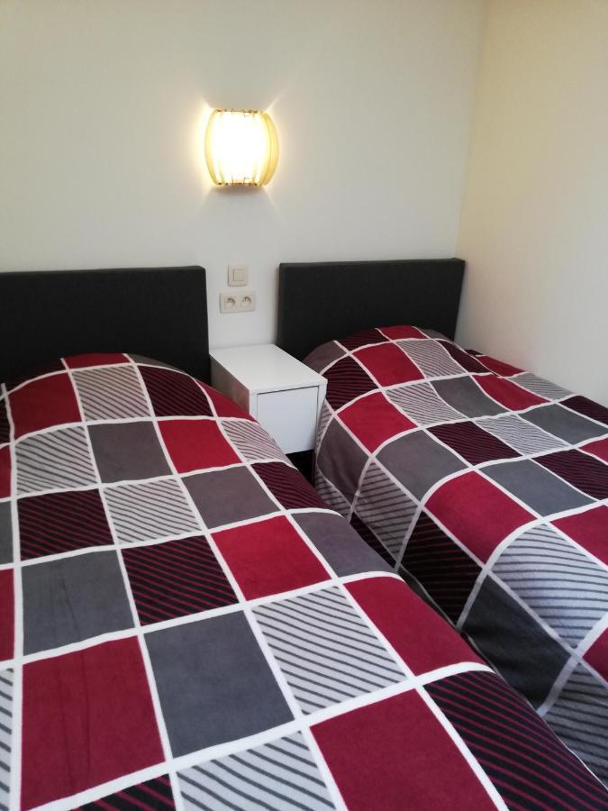 Budgetroom Lommel Esterno foto