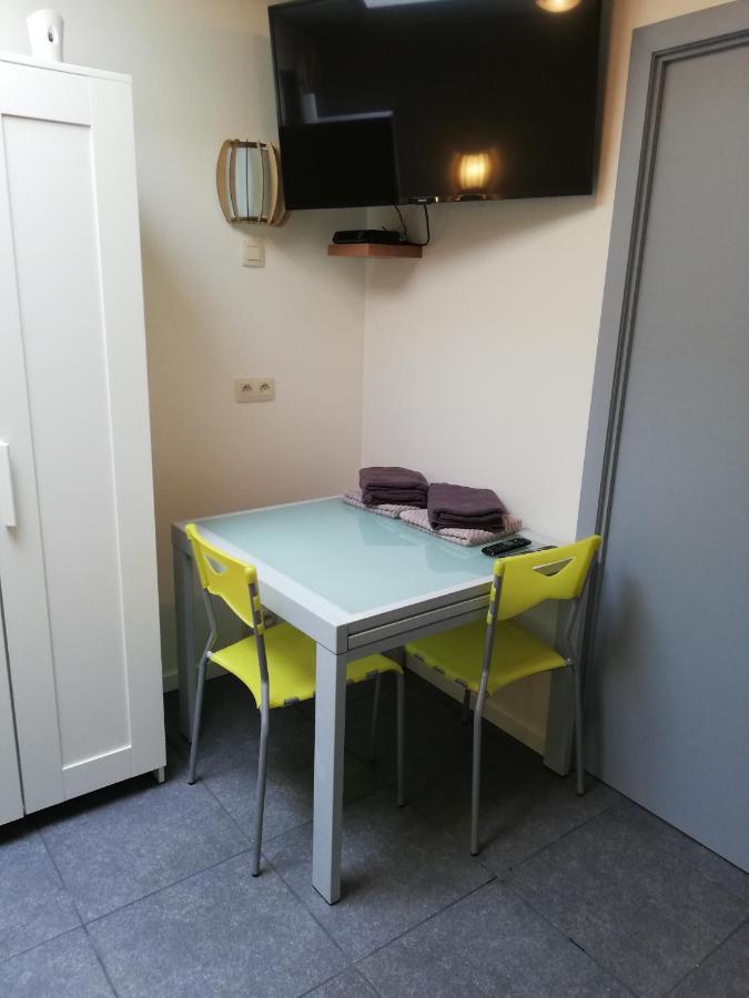 Budgetroom Lommel Esterno foto