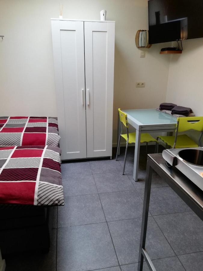 Budgetroom Lommel Esterno foto