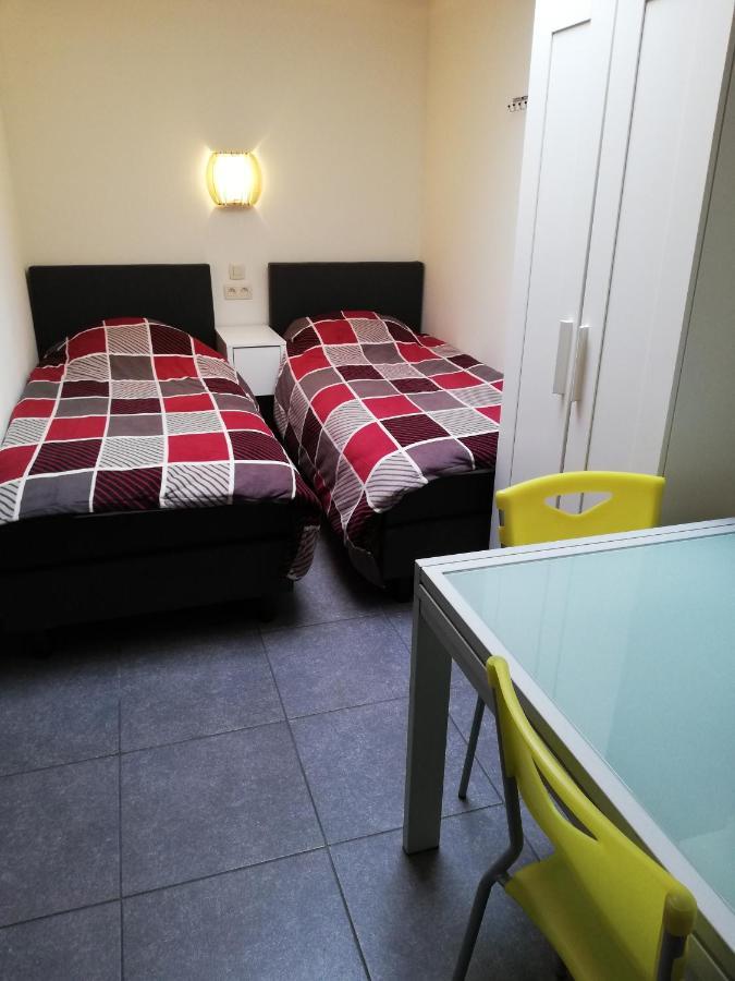 Budgetroom Lommel Esterno foto